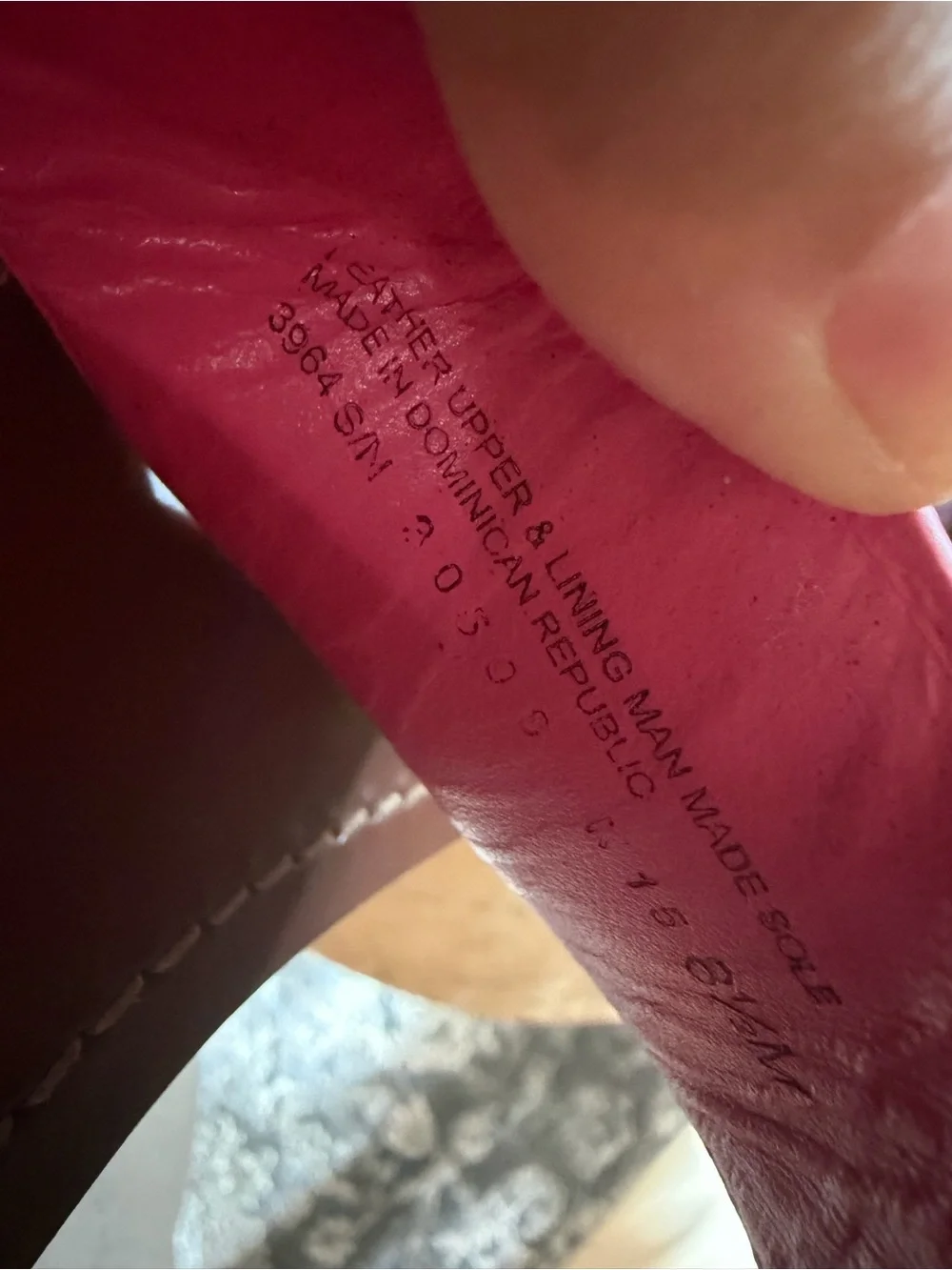 Tory Burch Hot Pink Leather Thong Sandals with Gold Logo